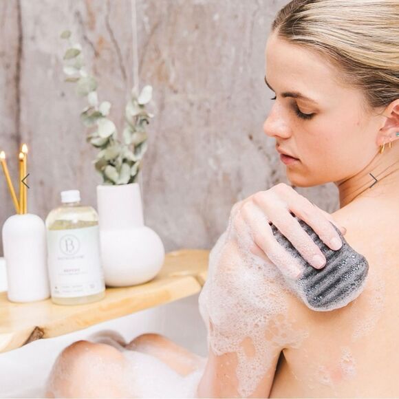 Bathorium - Konjac Bamboo Charcoal Body Sponge - New - Picture 3 of 5